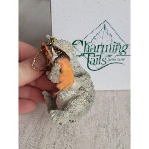 Charming Tails rabbit fall leaf ornament Xmas - Picture 4 of 6